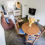 T4 Spacieux , Decouvrez Le Calme Du Petit Charran